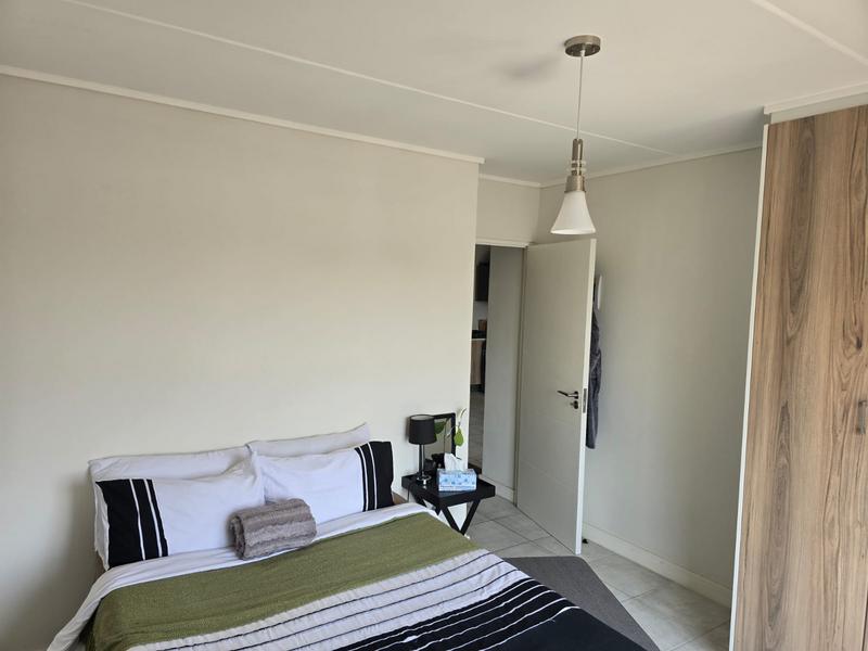 2 Bedroom Property for Sale in Gordons Bay Western Cape